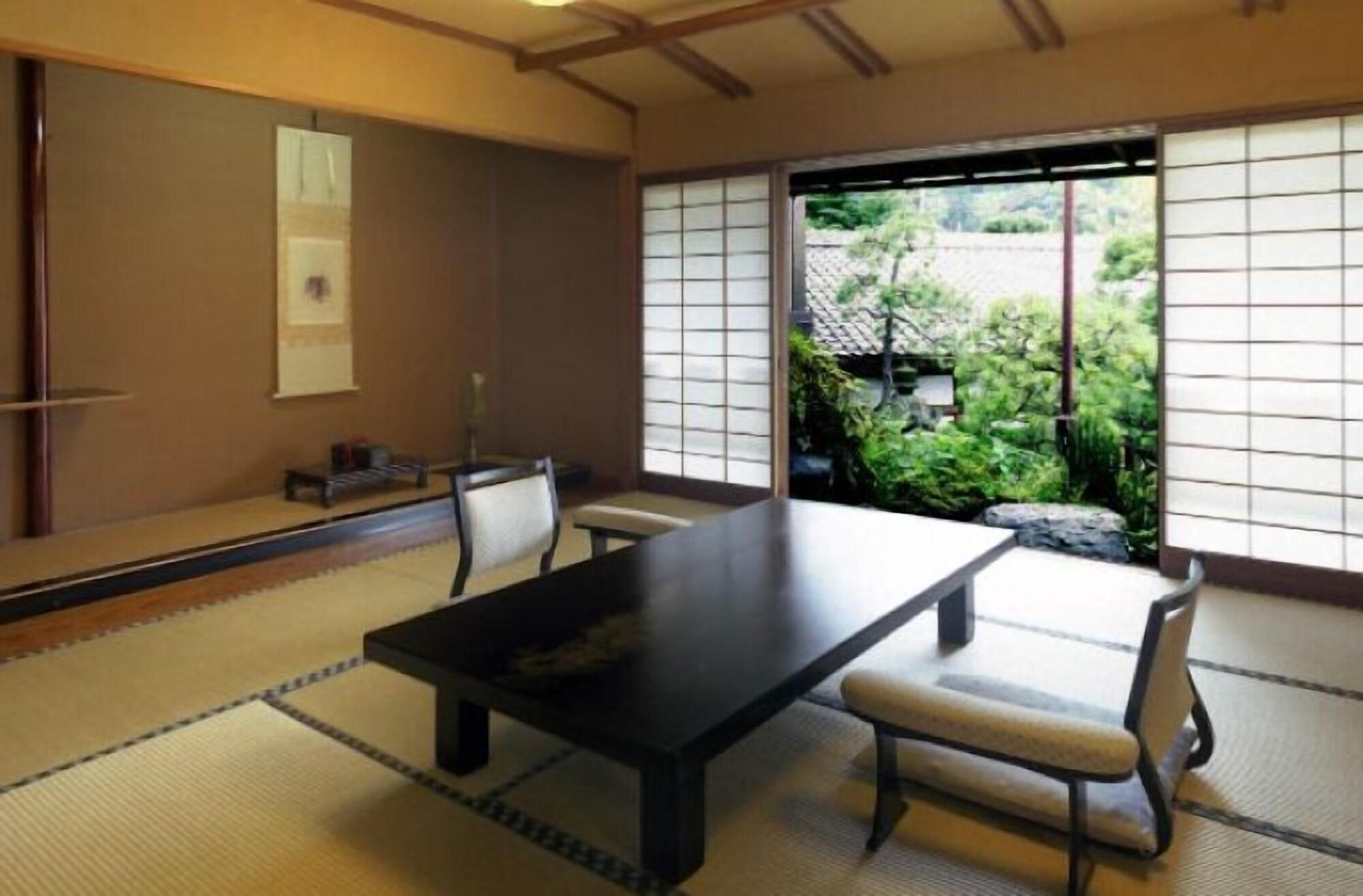 Atami Sekitei Hotel Luaran gambar
