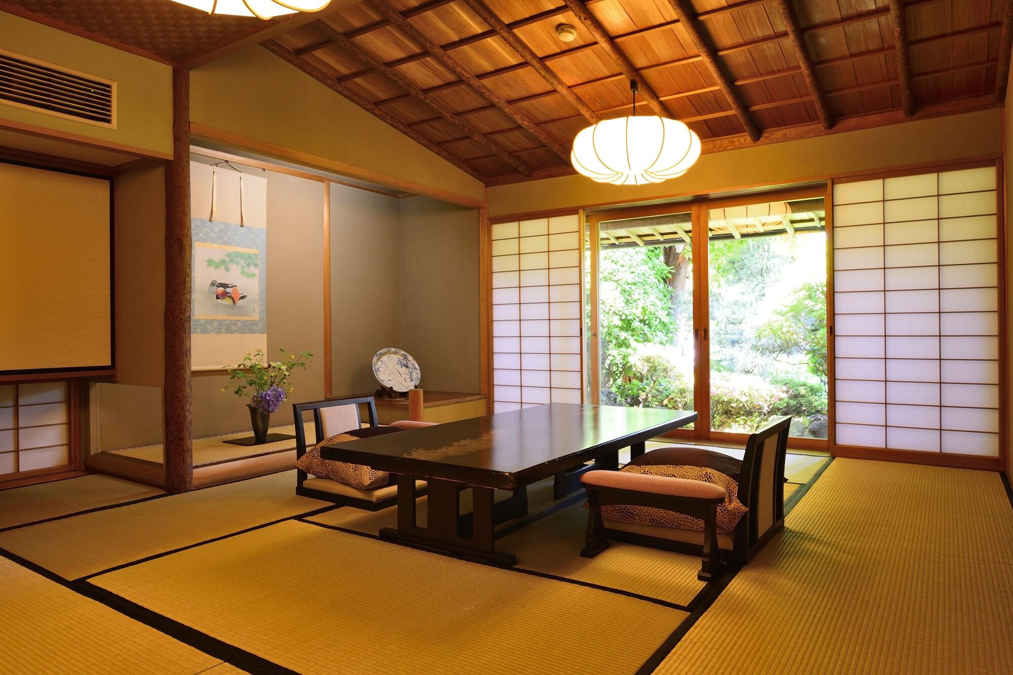 Atami Sekitei Hotel Luaran gambar